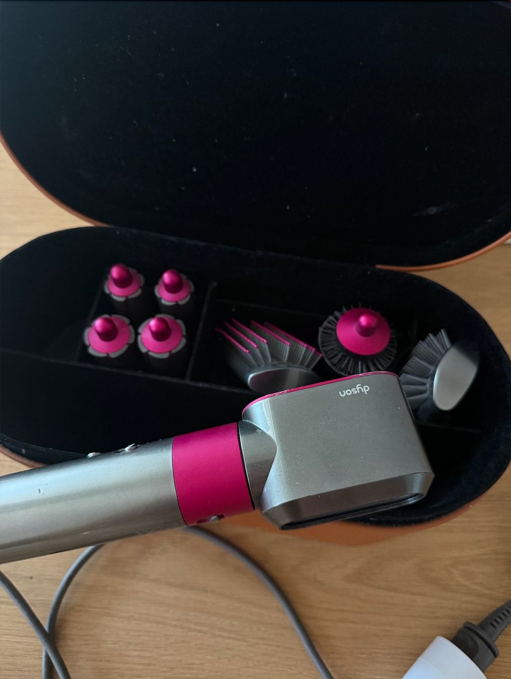Dyson Föhn: Dyson Airwrap Complete – Gebraucht aus Zürich von lit_kjc5 1