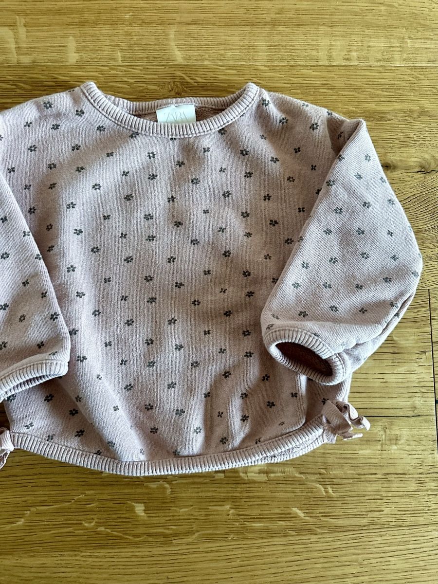 Zara Pullover & Sweatshirts: Zara Pullover mit Blumenmuster Grösse 80/86 rosa – Gebraucht aus Urswil von LMT89 3
