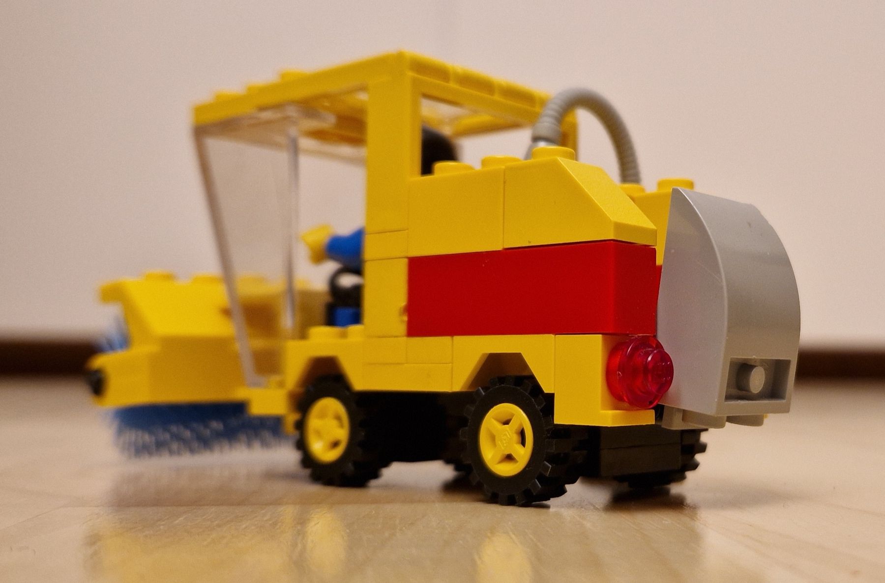 Lego Spielzeuge: Strassenwischmaschine – Gebraucht aus Opfikon von Meug 3
