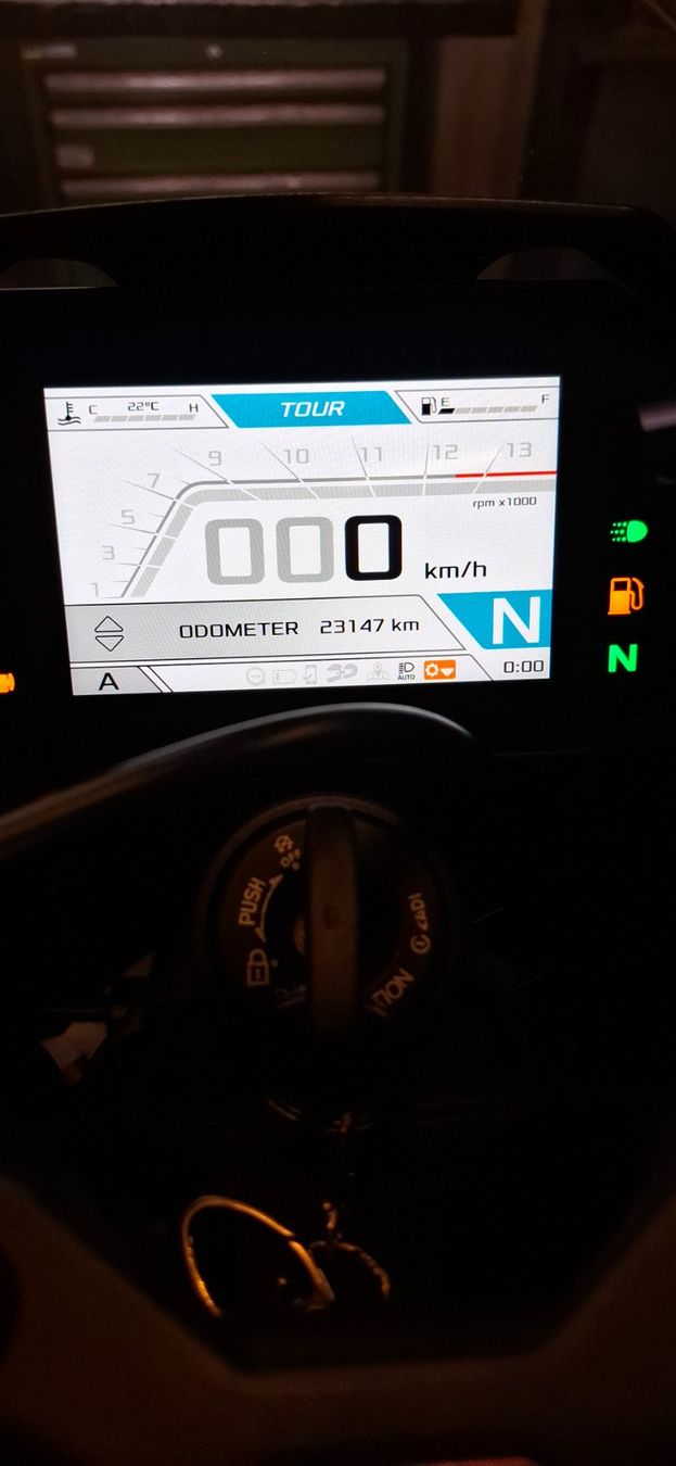 Aprilia Strasse: APRILIA Tuono V4 1100 – Gebraucht aus Reichenbach i. K. von sugifranz 9