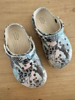 Crocs 12