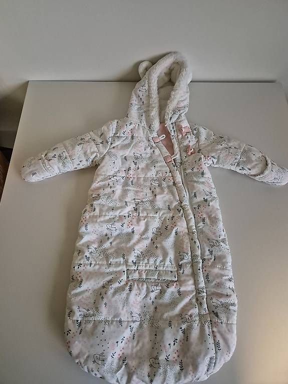 Sacs de couchage: Baby Winterfusssack / Schneeanzug Gr. 68 – D'occasion à Aarau Rohr par Liv2014