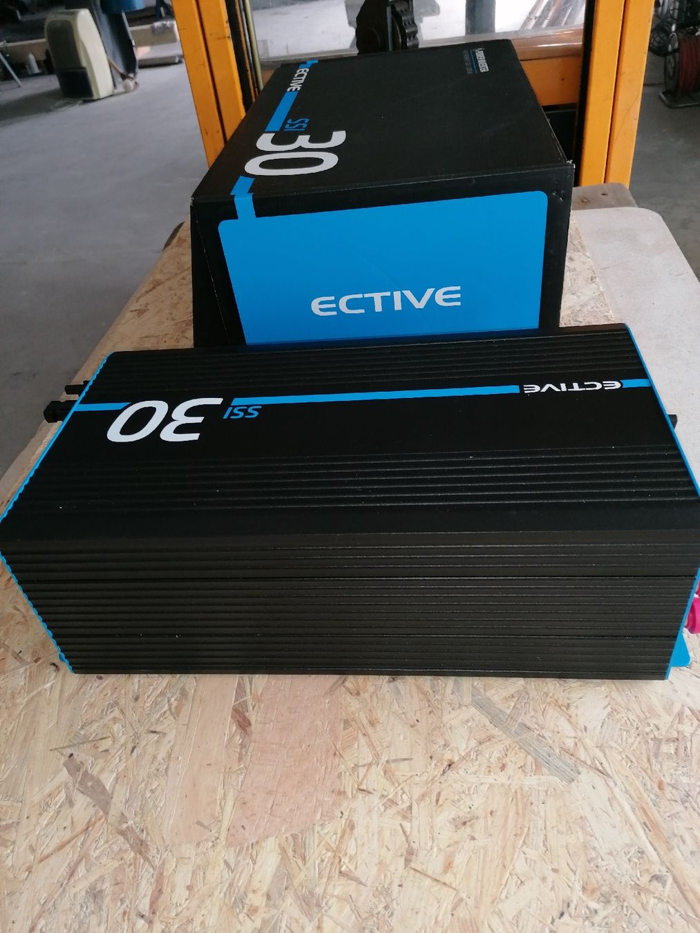 Ective Inverter: Ective 30 SSI – Nuovo e nell'imballaggio originale da Bülach venduto da dan_jdf8 2