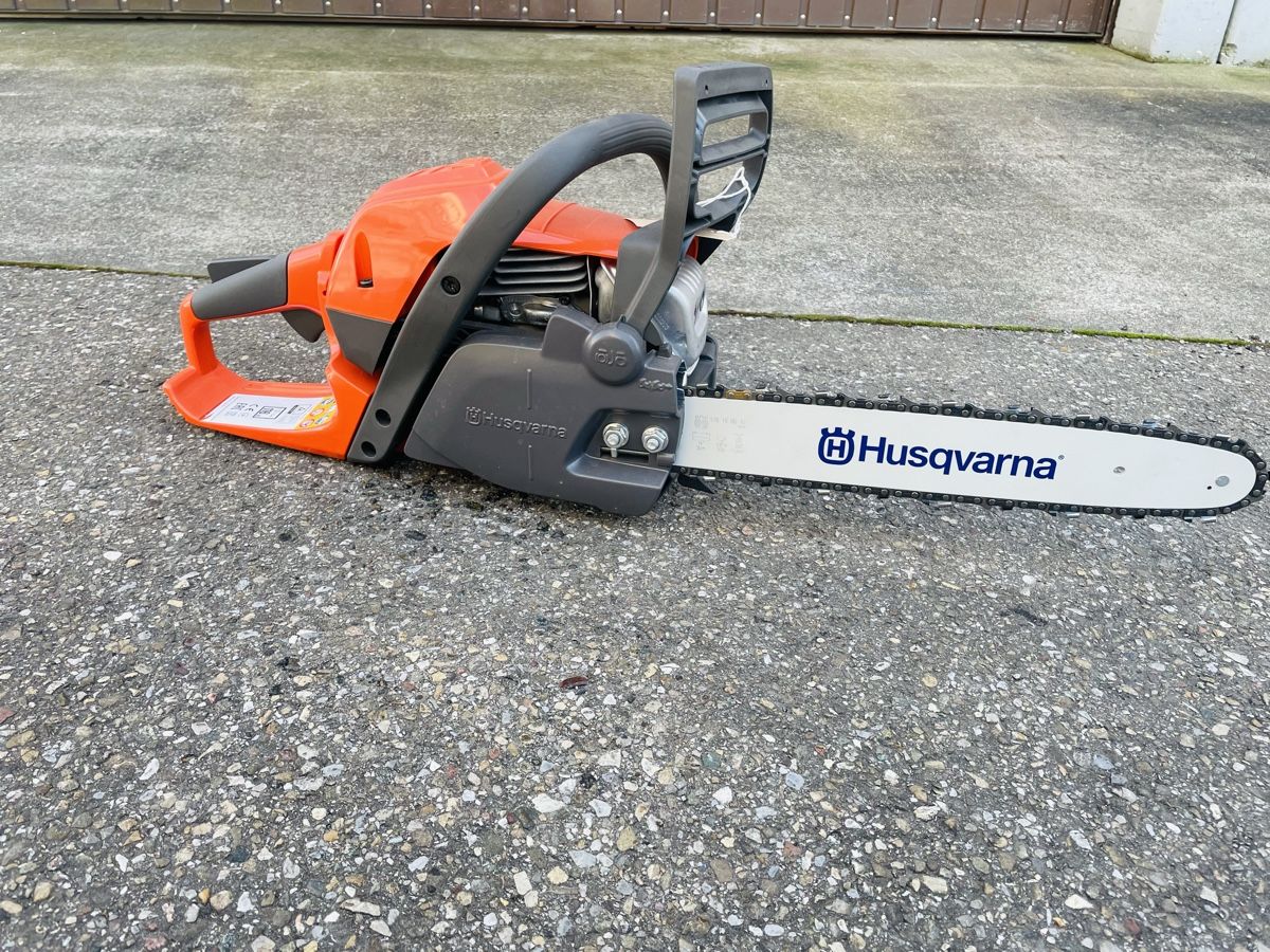 Husqvarna Seghe: Motorsäge Husqvarna 130 – Nuovo e nell'imballaggio originale da Würenlos venduto da Shop_Shop 4