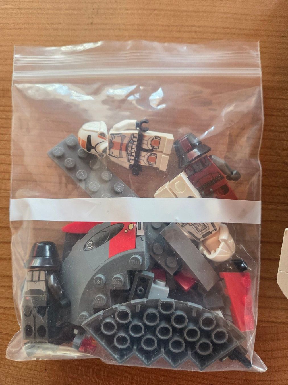 Lego Giocattoli: LEGO STAR WARS 75001 – Usato da St. Gallen venduto da Razoon77 1