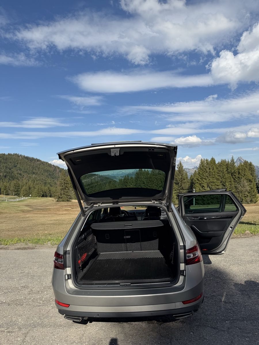 Skoda Autos: SKODA 2.0 TSI 280 L & K 4x4 DSG – Gebraucht aus Tuggen von mat_tmb7 4