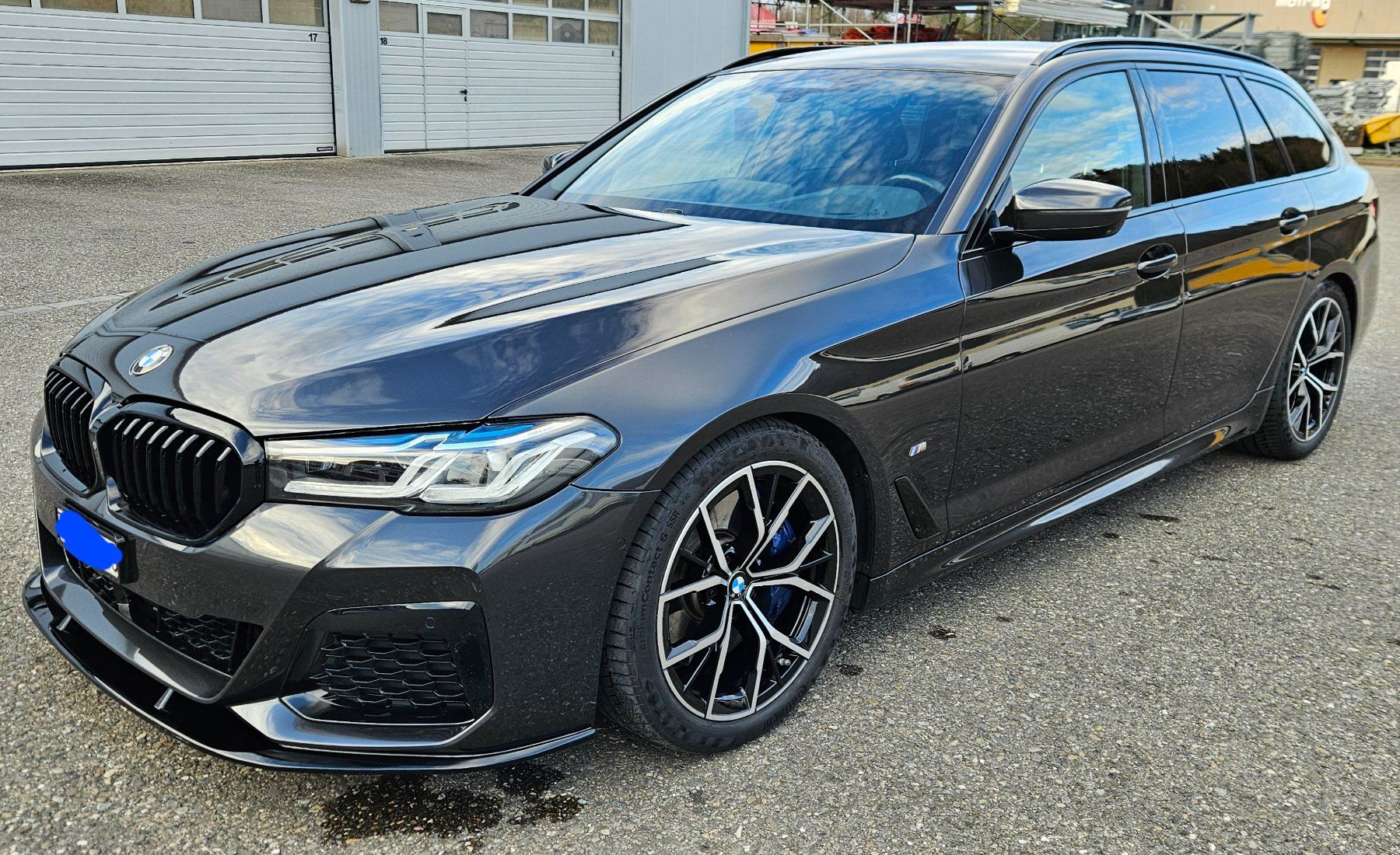 BMW Automobili: BMW 530d xDrive Touring – Usato da Flaach venduto da moto64