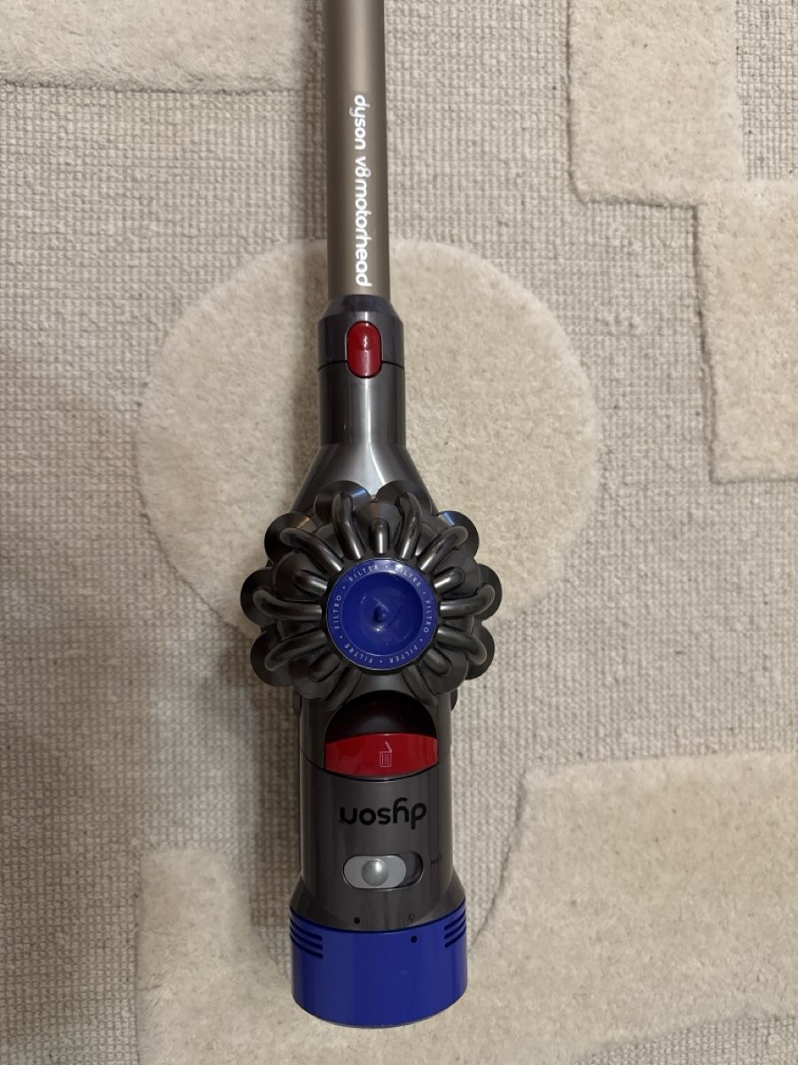 Dyson Staubsauger & Zubehör: Dyson V8 Motorhead vacuum cleaner – Gebraucht aus Täsch von HelderPinto 1