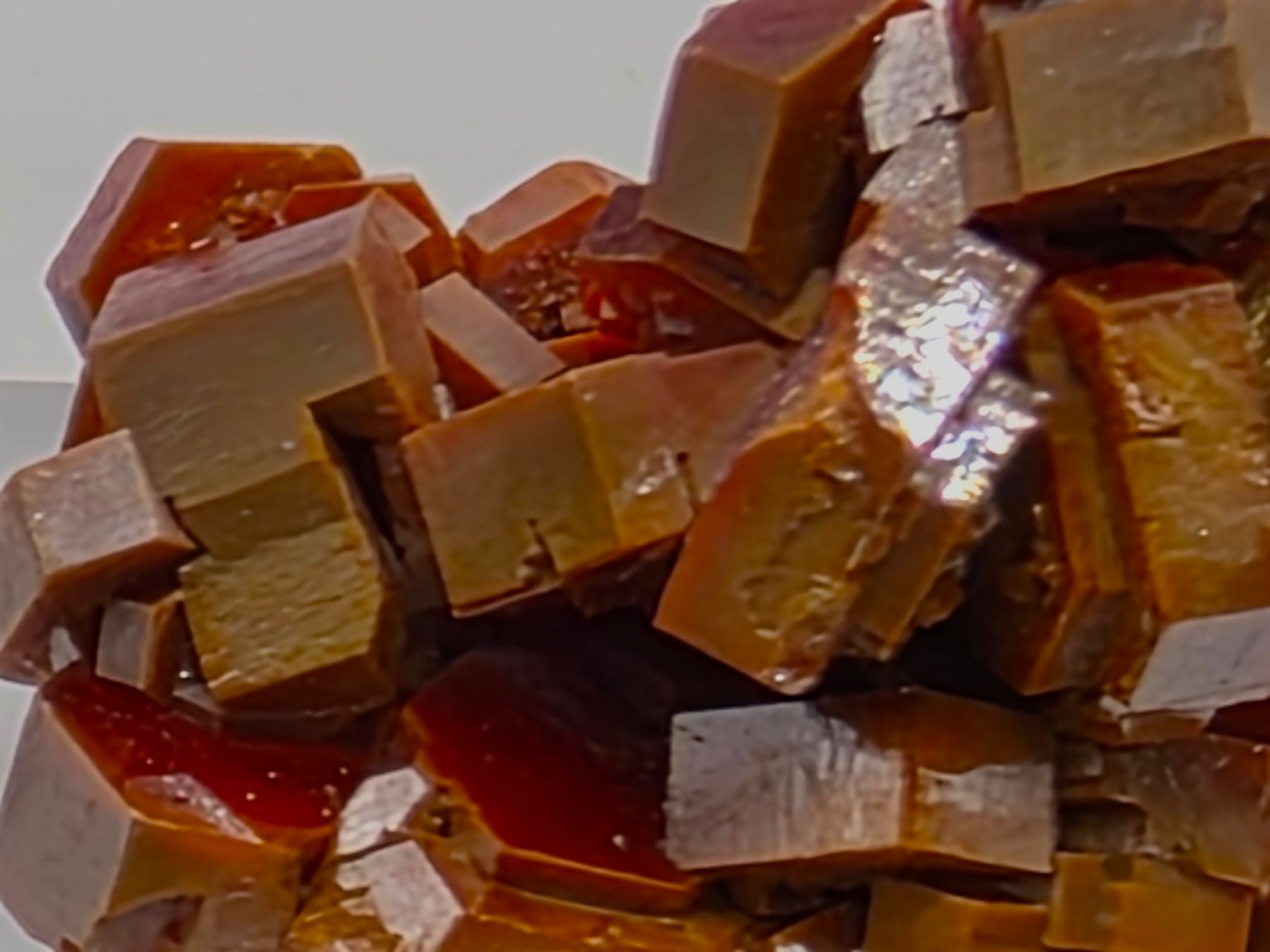 Minerali & Pietre curative: Vanadinite, Mibladen, Draa-Tafilalet Region, Morocco – Usato da Figino venduto da panshop 7