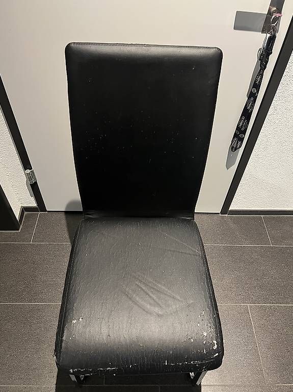 Stühle: Esstisch-Stühle – Gebraucht aus Holziken von mih_jqw8 3