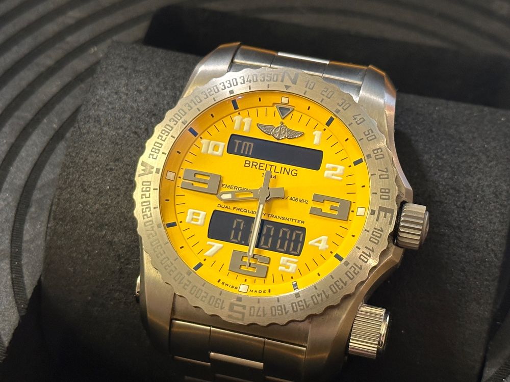 Breitling Emergency II Chronograph Titan 51mm Acheter sur Ricardo