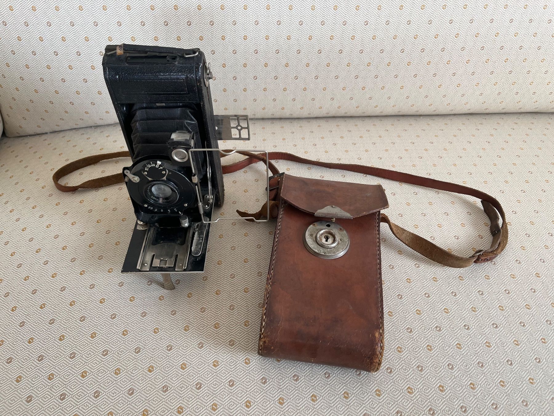 Fotocamera: Hemax Folding Camera Héard & Mallonjod ca. 1930 – Usato da Liestal venduto da Socrate 6