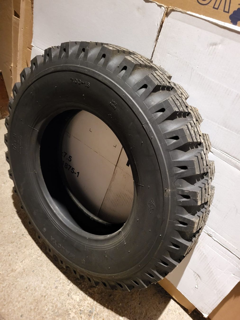 Pneus & Kompletträder: 4Stk. Jeep Pneu – Gebraucht aus St. Margarethen TG von hub_vgz5