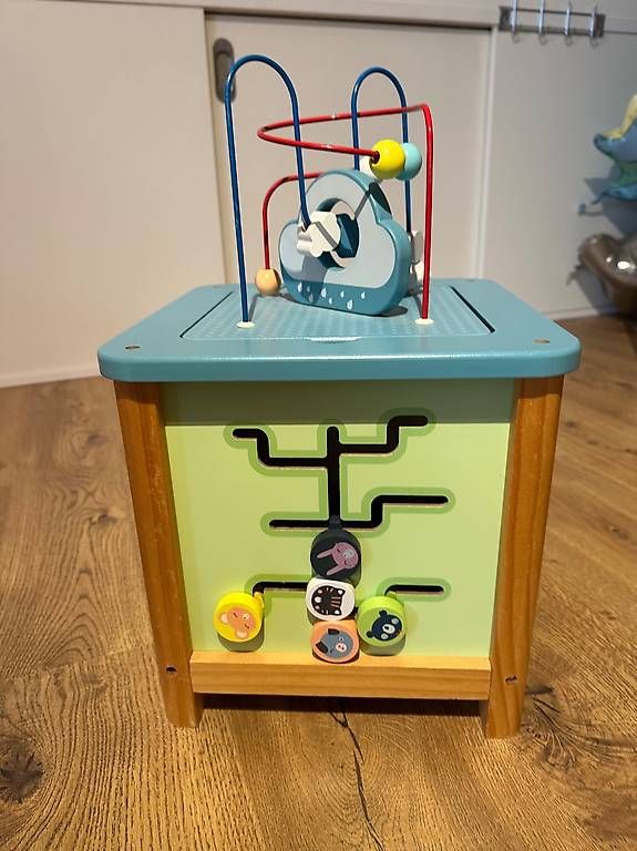 Jouets: Cube jeu vertbaudet  – D'occasion à Yens par flo214 2