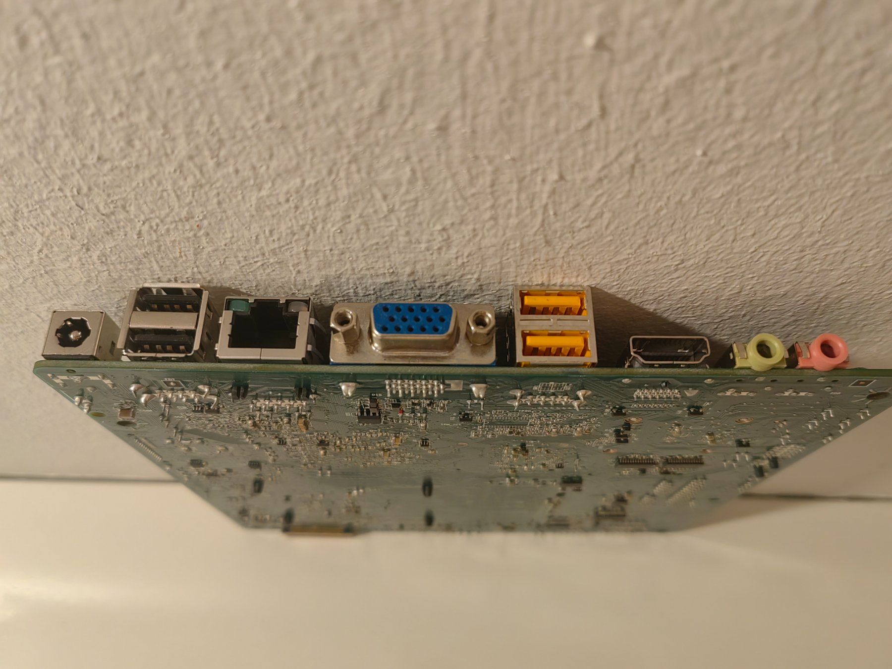 Intel Mainboards: Intel Mini-ATX Atom Motherboard DN2800MT – Gebraucht aus Zürich von  1
