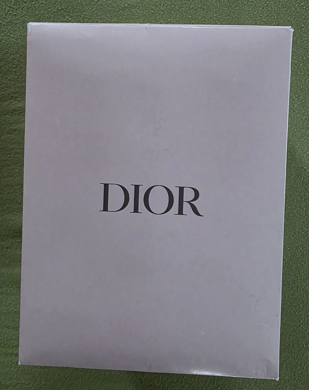 Dior Custodie per cosmetici: Dior Kordelzugbeutel mit Box weiss – Nuovo e nell'imballaggio originale da Wimmis venduto da sal_rj9j 2