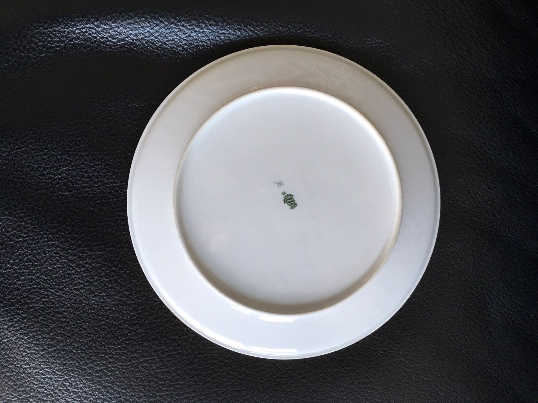 Piatti di portata: Langenthal Platte mit Goldrand – Usato da Basel venduto da citystore 3