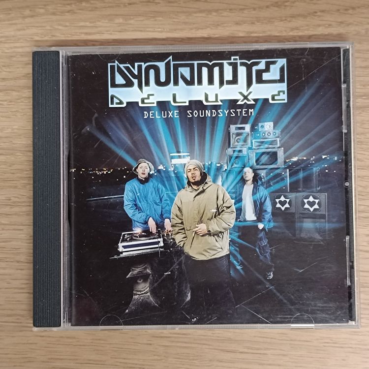 Dynamite Deluxe - Deluxe Soundsytem CD F12 | Kaufen auf Ricardo