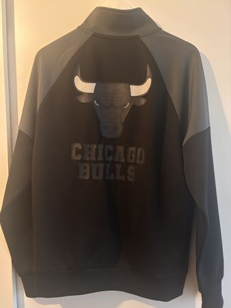Chicago Bulls Trainingsjacke schwarz grau neuwertig M