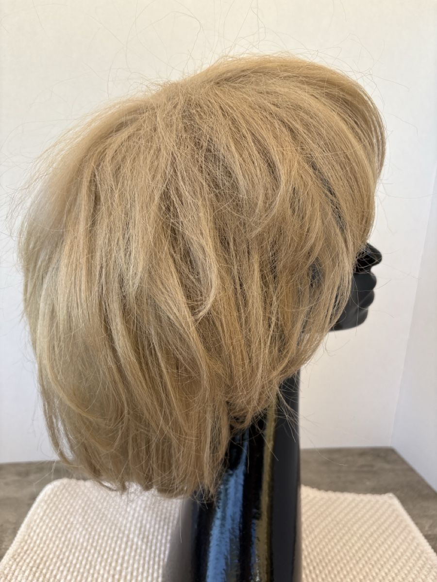 Perücken: Perücke Blond / syntetisches Haar – Gebraucht aus Rümlang von euqinom16 3