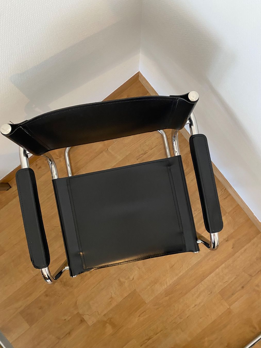 Stühle: Freischwinger schwarz - 3 Stk. – Gebraucht aus Lenzburg von juulees 1