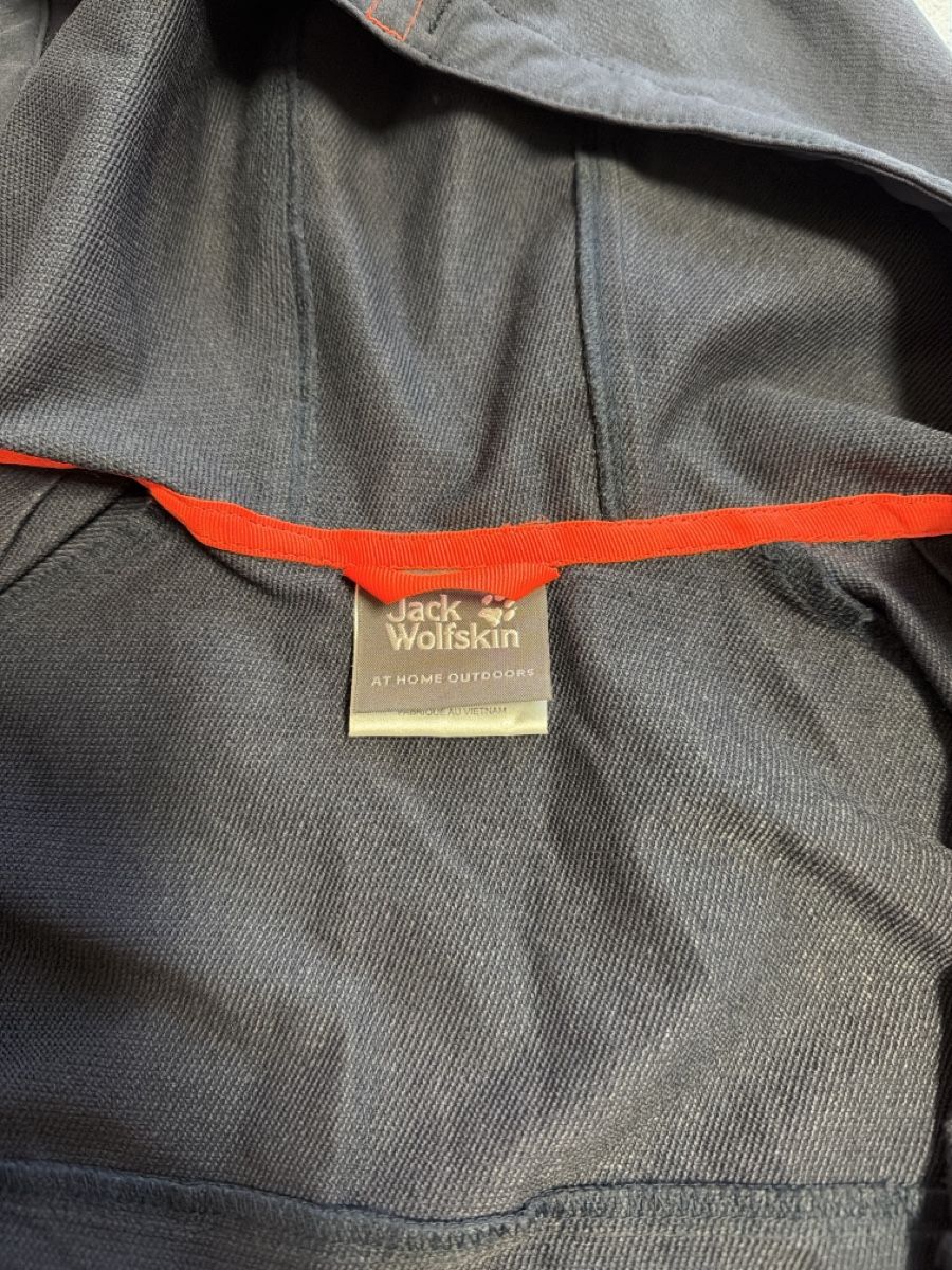 Jack Wolfskin Vestes & Manteaux: Jack Wolfskin Outdoorjacke Gr152 – D'occasion à Langenthal par littlegirls 1