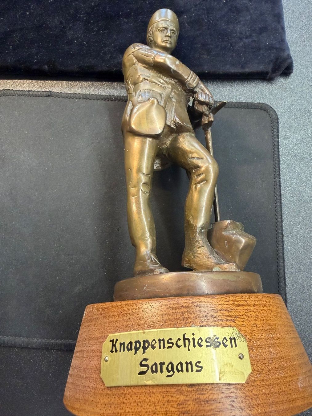 Statuette: Bronzefigur Knappenschiessen Sargans gebraucht – Usato da Sirnach venduto da Fkobi