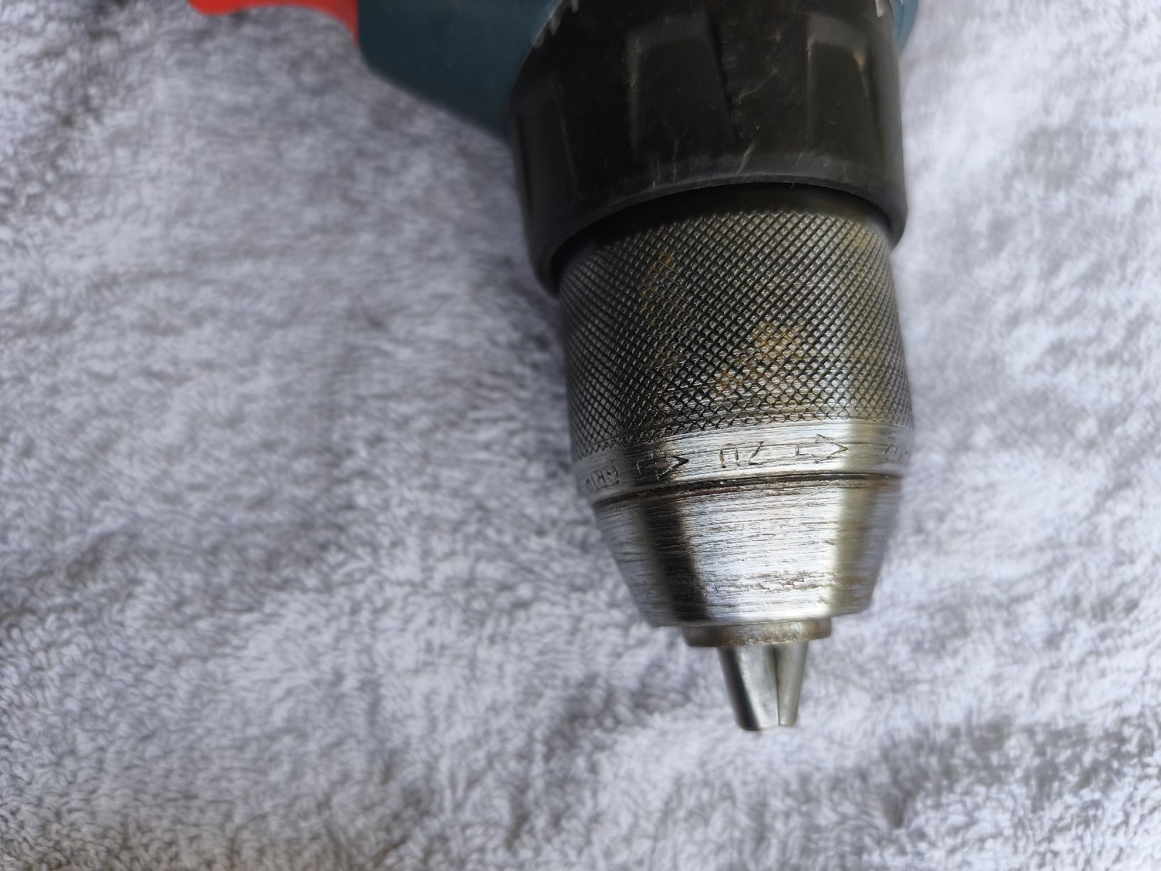 Bosch Tutti gli attrezzi: Bosch Akku Bohrmaschine Set – Usato da Recherswil venduto da Sruscha58 5