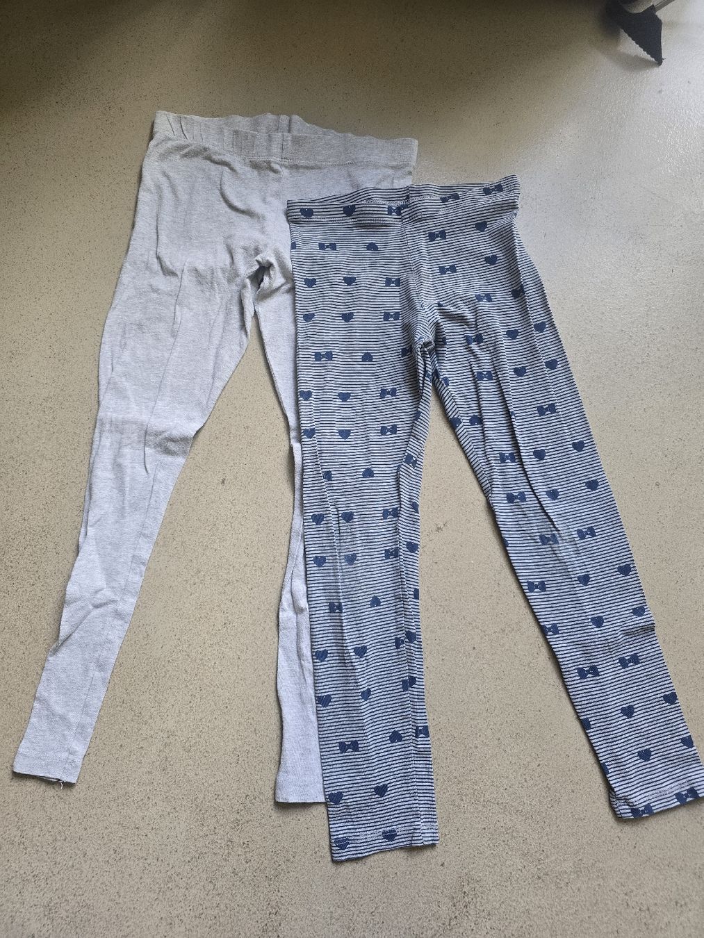 Calze & Collant: Kinder Leggings Set, Grösse 128 – Usato da Zürich venduto da Jackiieee88
