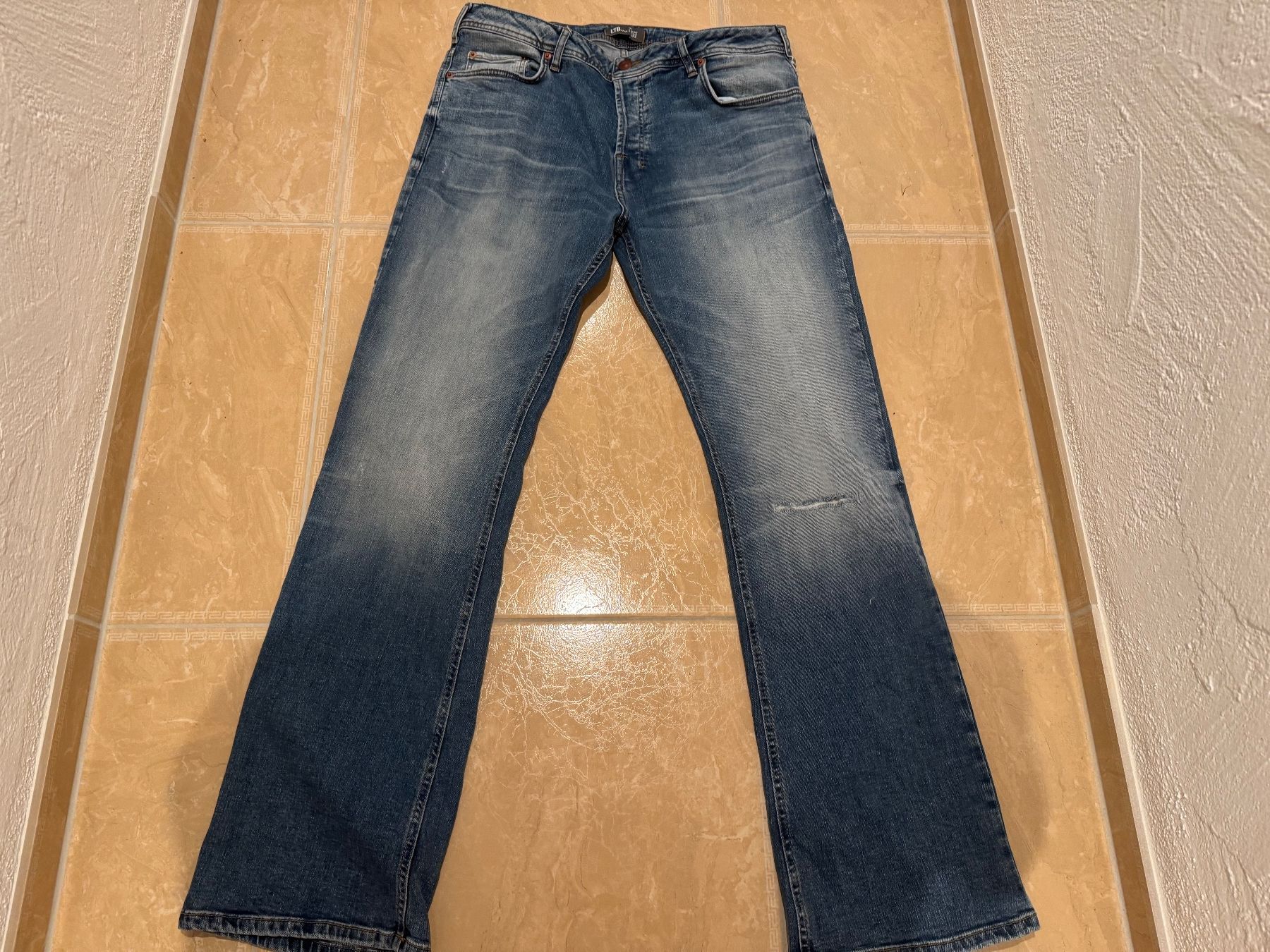 Jeans: LTB coolste Herren Boot Cut Jeans, 38/34 – Gebraucht aus Klingnau von Markus14