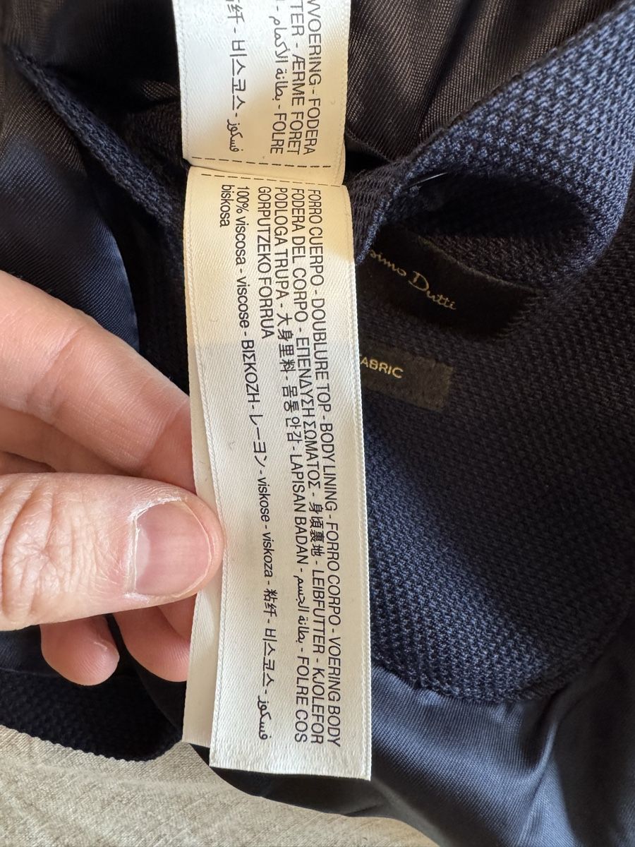 Massimo Dutti Cappotti: Blazer Massimo Dutti Navi 99% Wool – Usato da Zürich venduto da Carlos_Oliveira 4