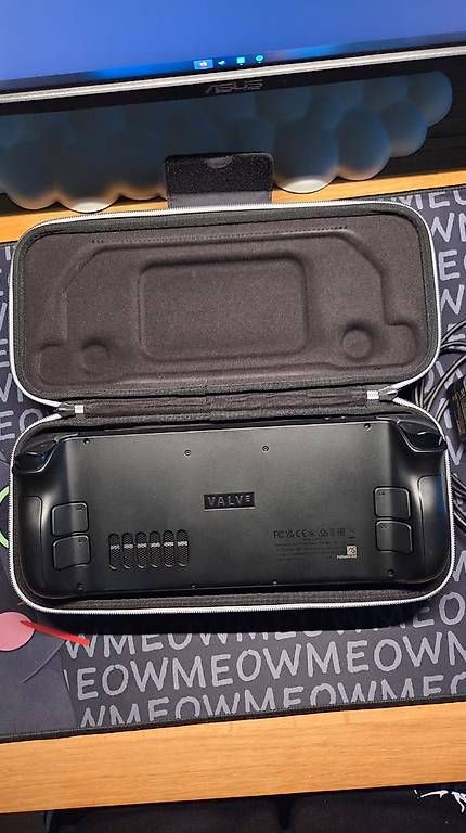 Valve Konsolen: Neuwertiges 1TB OLED Steamdeck – Neu (gemäss Beschreibung) aus Rapperswil SG von NiceGuyCry 3