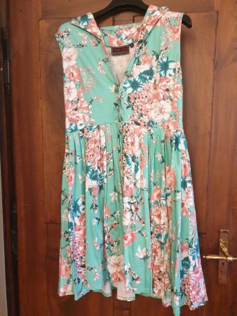 Tolles Rockabella Kleid Gr. XL