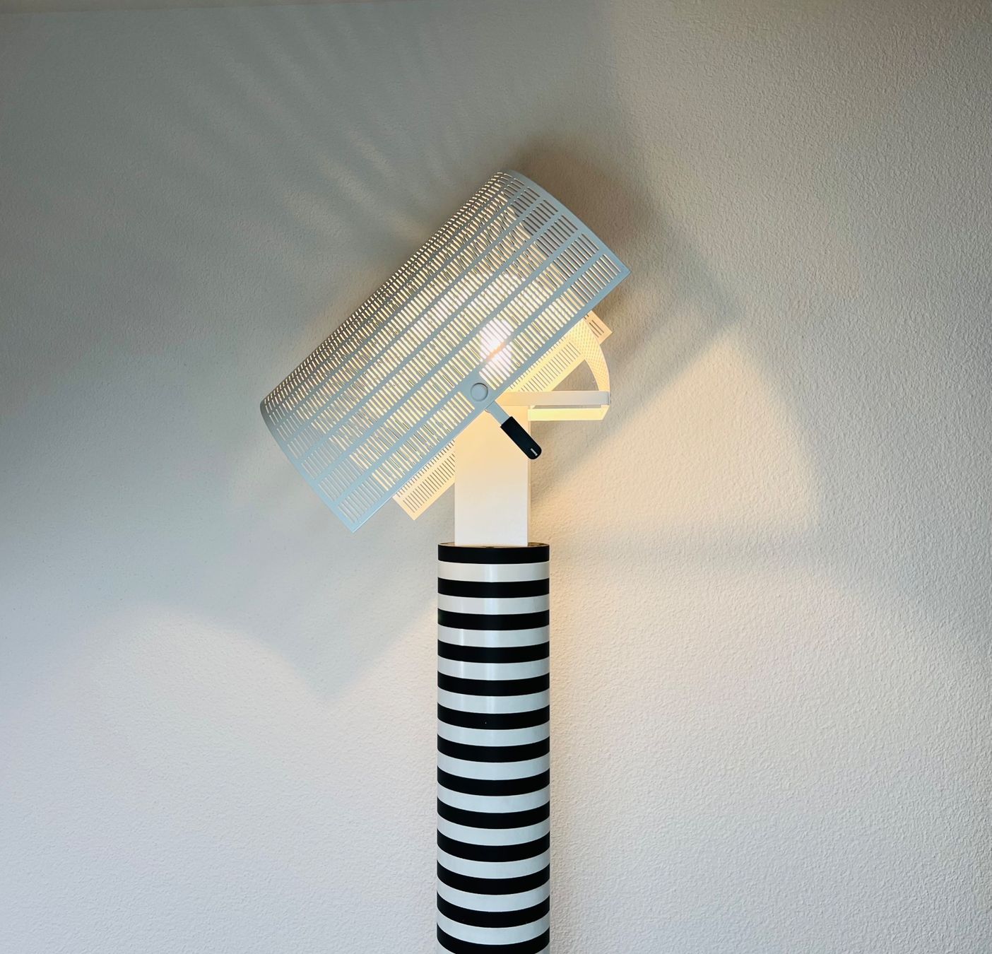 Artemide Lampade: Artemide Mario Botta Shogun Terra Lampe 80er – Usato da Egg b. Zürich venduto da B02_Designklassiker 1