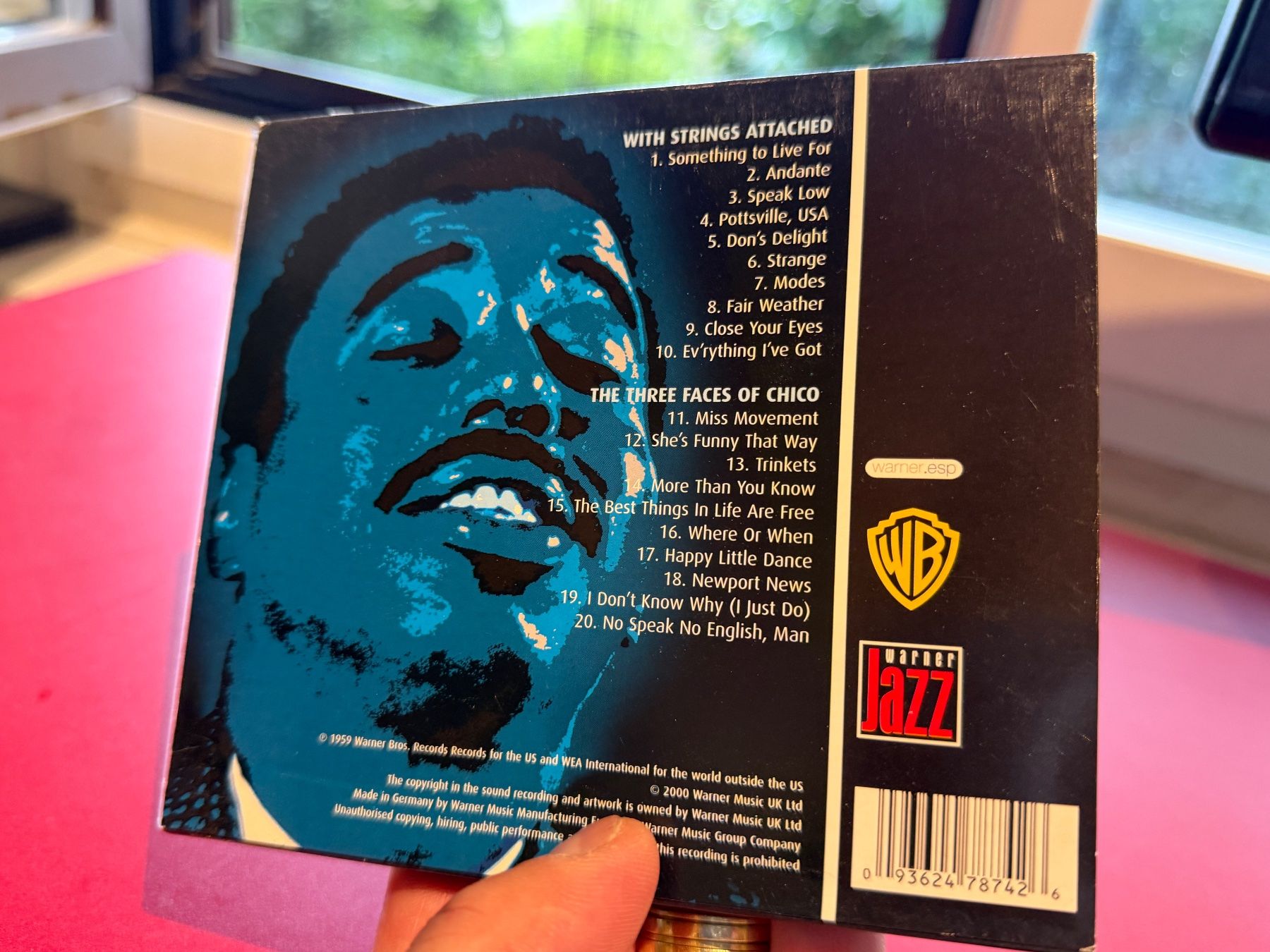 CDs: Chico Hamilton - With Strings Attached/The Three Faces HF41B – Gebraucht aus Küsnacht ZH von JazzRecords 1