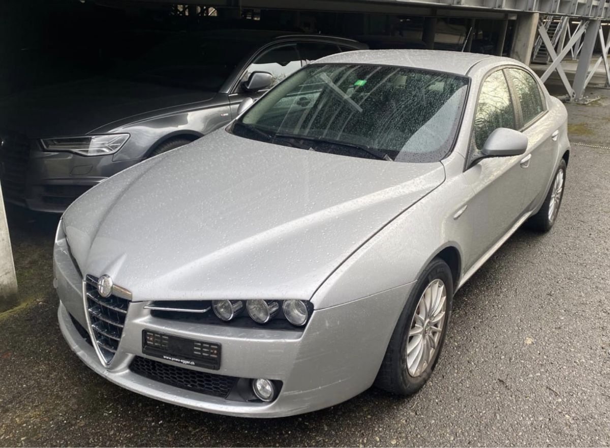 Alfa Romeo Autos: Alfa Romeo 1.9 JTD – Gebraucht aus Endingen von hud_5fvp 3