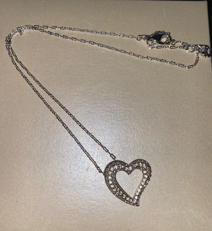 Collier Pendentif Coeur Bleu Sur Cordon Ajustable - Bijou Fantaisie Simple Et Mignon - Neuf Sans Boîte