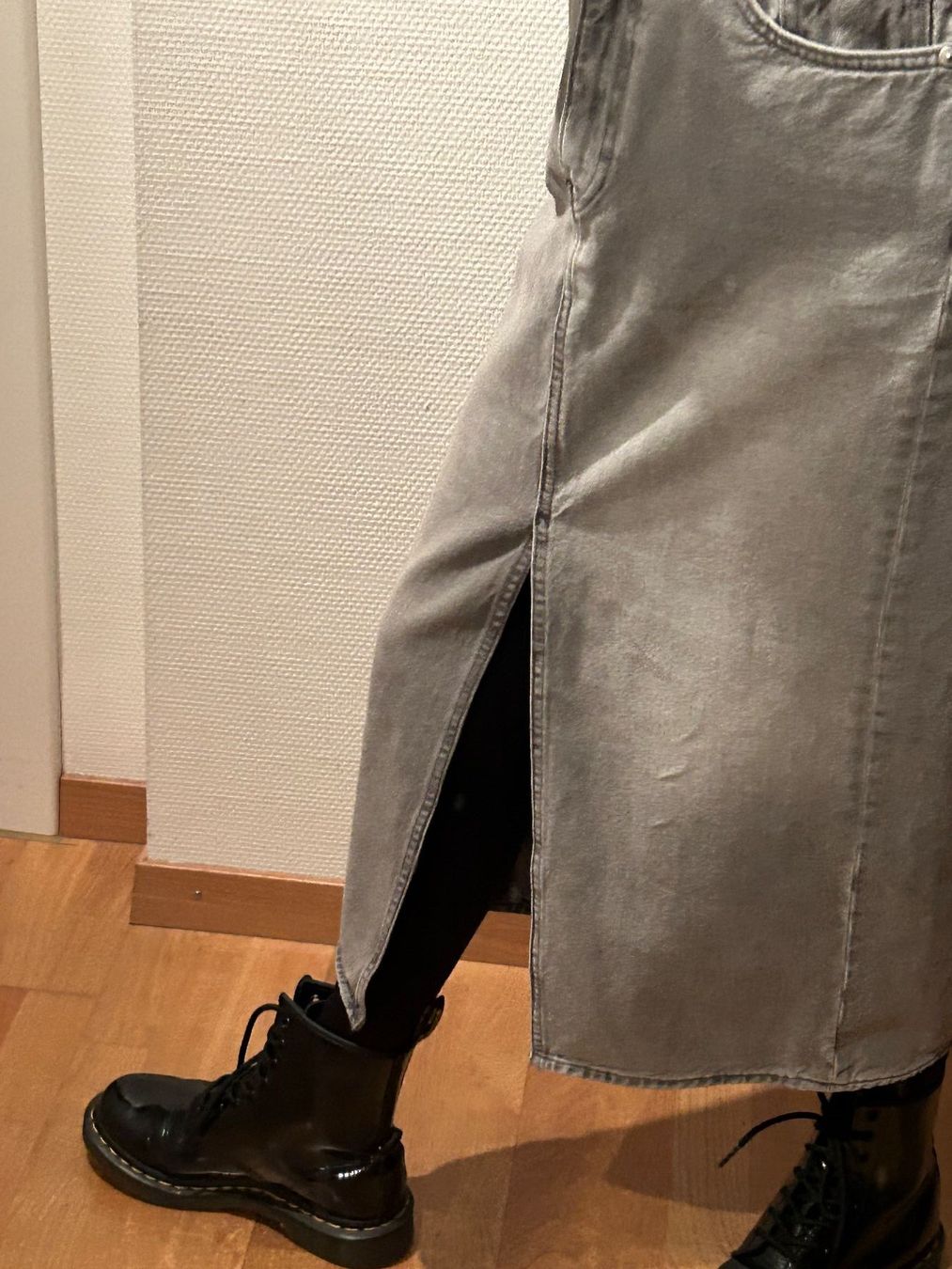 Arket Gonne: Arket Jeans Midi  Skirt.  Gr.36 – Usato da Feuerthalen venduto da Anna_Swift 5