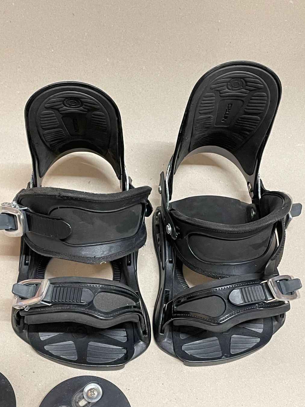 Snowboard Nitro Fixations: Snowboard SOFT BINDUNG # Nitro Comando M/L FREESTYLE burton – D'occasion à Mastrils par headturners 3