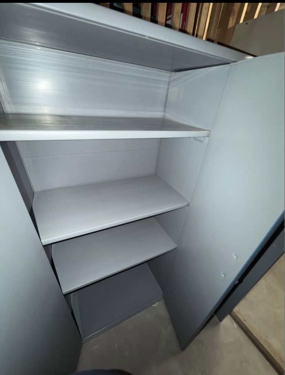 Guardaroba: möbel/schrank/tisch – Usato da Birsfelden venduto da bettyginosa 6