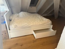 Bettgestell weiss mit Schublade akzeptabler Zustand