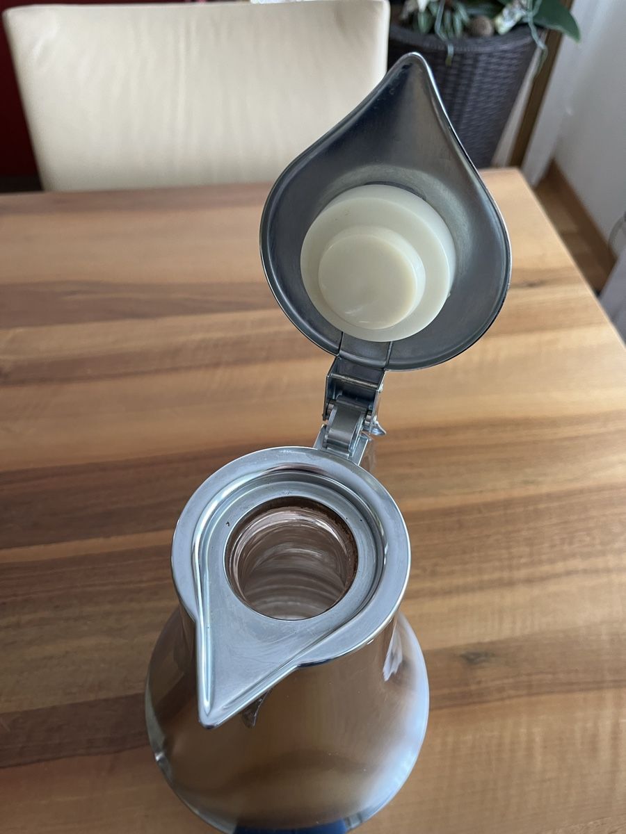 Caraffe: Isolierkanne von Theos!!! – Usato da Bettlach venduto da Brissoni 2
