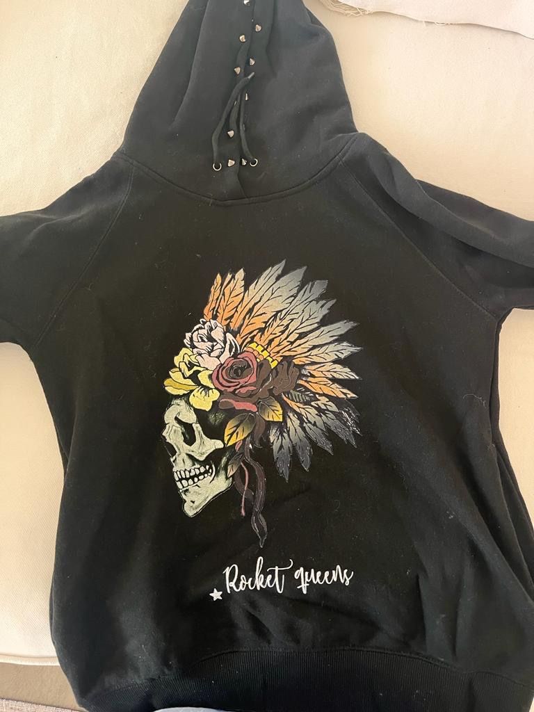 Maglioni & Felpe: Modische Sweatshirt – Usato da Brüttisellen venduto da St.Zach 1