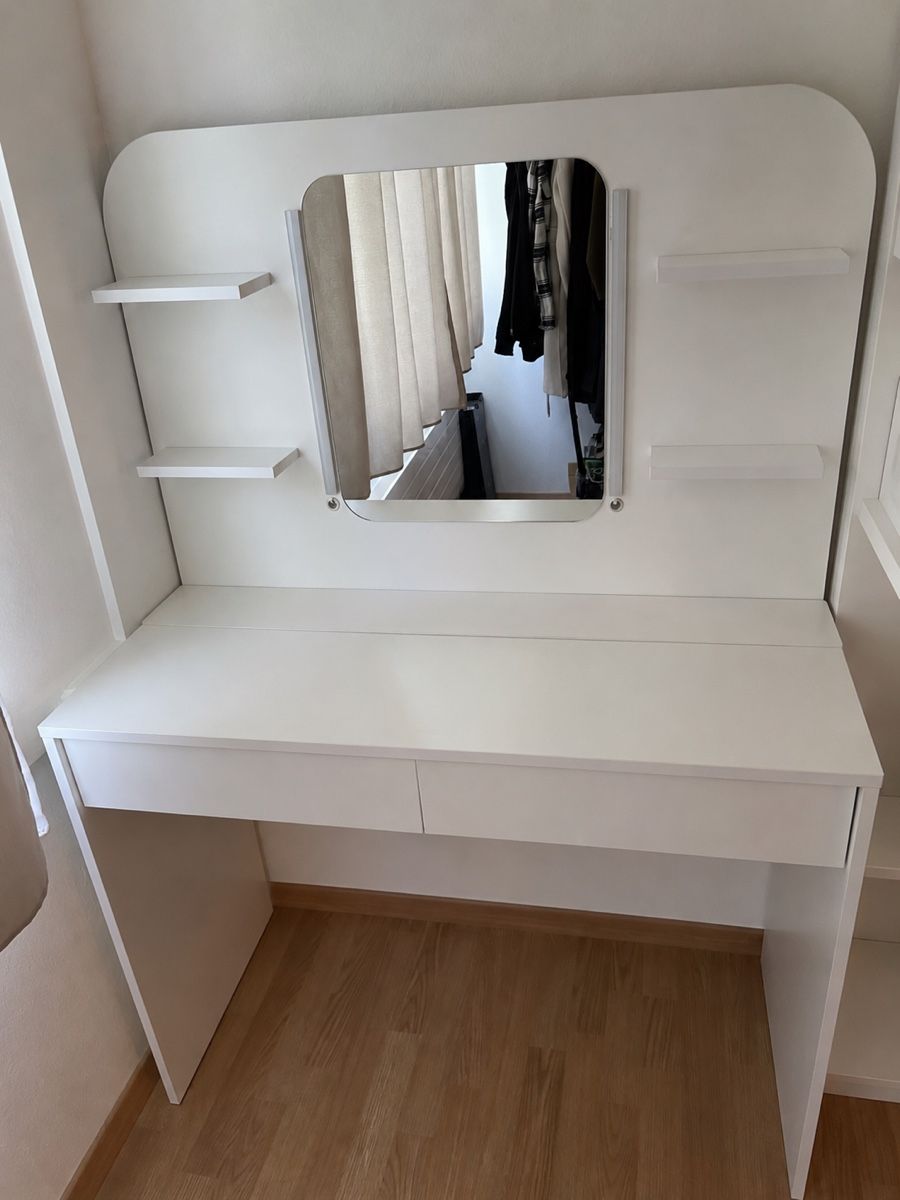 Tavoli da trucco: Schminktisch mit Spiegel, Schubladen und LED – Usato da Luzern venduto da fer_5lyj 1