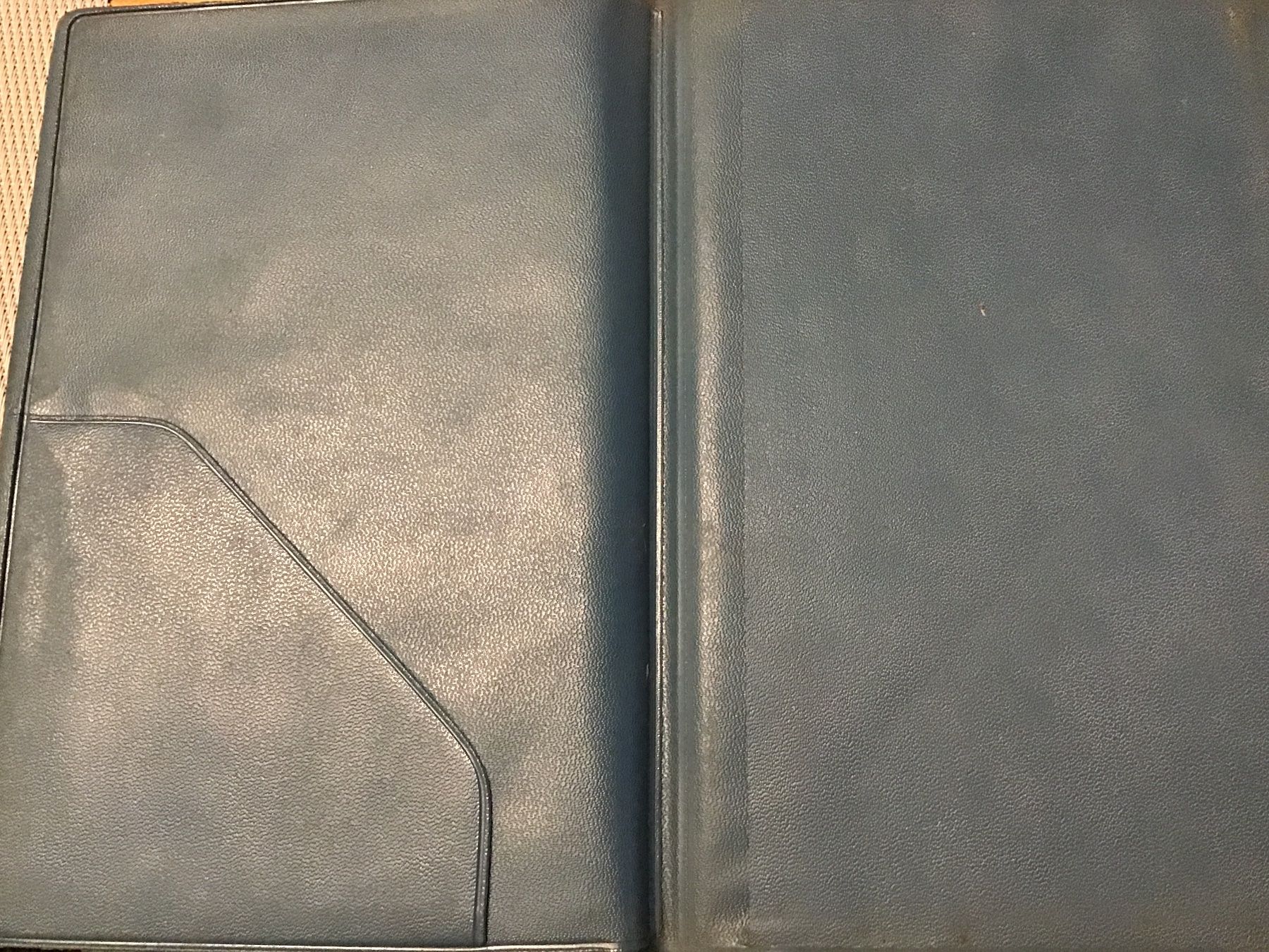VW Documenti: VW Bordmappe leer Original – Usato da Scherzingen venduto da Starseller62 3