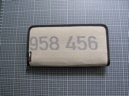 Portemonnaie Alan aus echtem Feuerwehrschlauch.