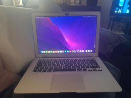 Apple MacBook Air 13” (2017) – 8 GB RAM – 128 GB SSD