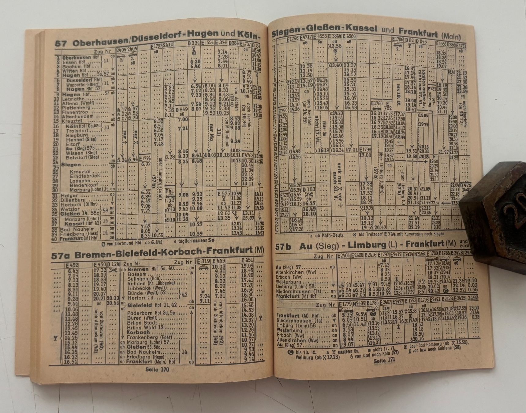 Bücher: DB Deutsche Bahn - Reisefernfahrplan Sommer 1961 – Gebraucht aus Neuchâtel von gefdeneuch 5