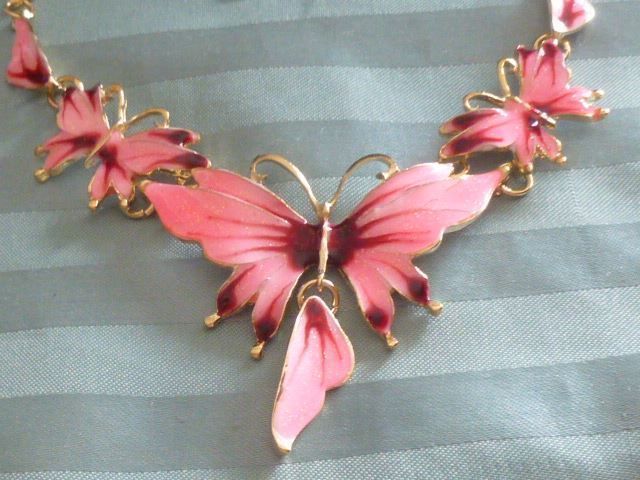 Boucles d'oreille: Schmetterling Collier + Ohrstecker – Neuf (Voir description) à Hinwil par Glasperlen