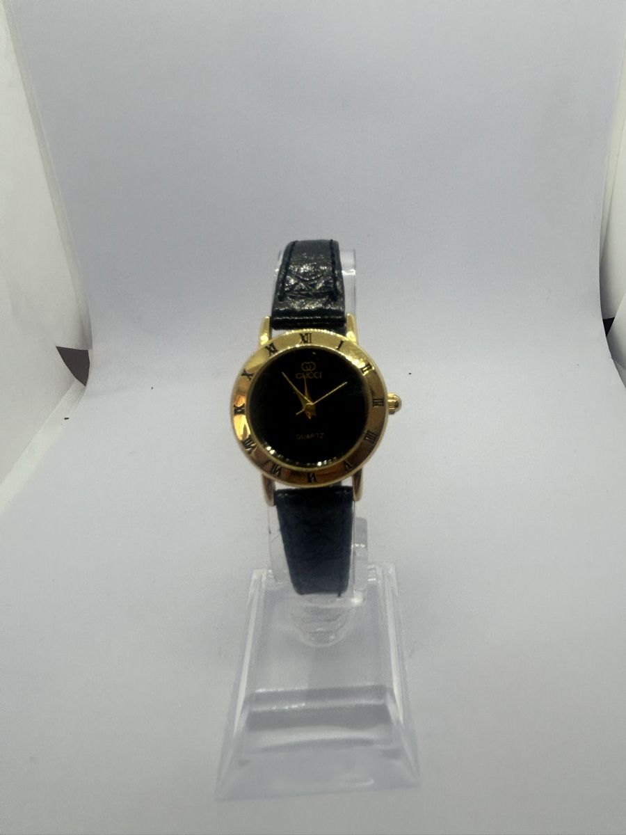 Gucci Orologi: Gucci Vintage Damen Uhr – Usato da Steffisburg venduto da Michaels011